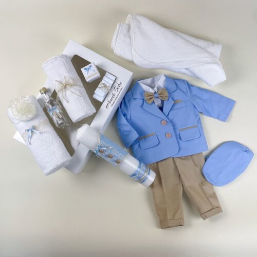 Trusou Botez Băiat ESENȚIAL ABEL, 14 Piese, Costum și Lumânare Elegantă, Albastru-Bej, 0-3 / 3-6 / 6-9 / 9-12 Luni